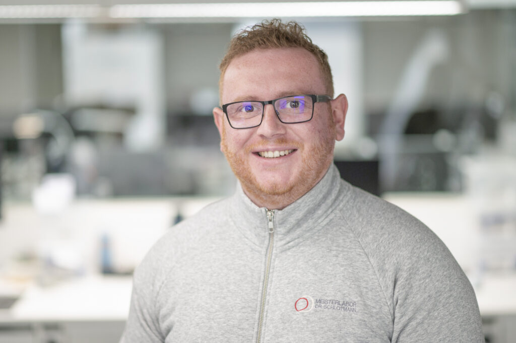 Benjamin Bossart Zahntechniker im Dr. Schlotmann Meisterlabor