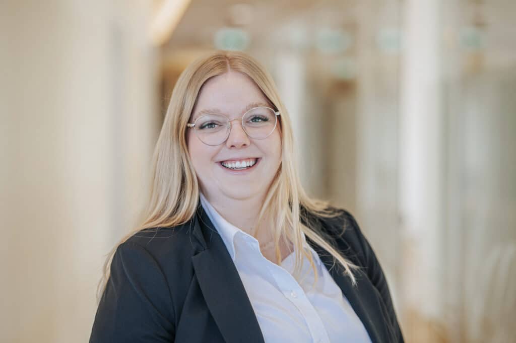 Verwaltungsmitarbeiterin Tagesklinik KFO